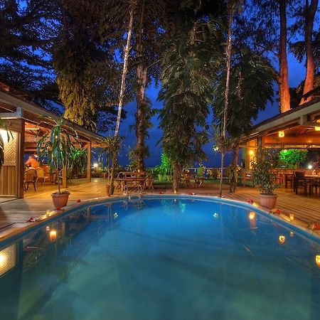 Walindi Plantation Resort Kimbe Esterno foto