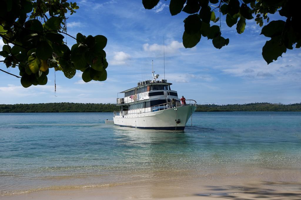 Walindi Plantation Resort Kimbe Esterno foto